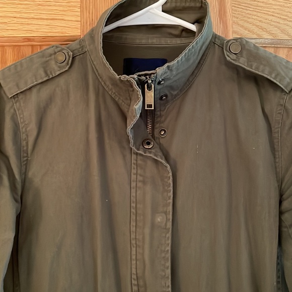 Women’s Utility Jacket - Picture 3 of 7